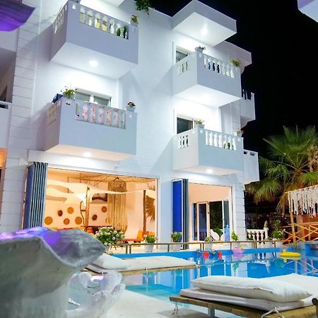 Relax Hotel Ksamil Exterior photo